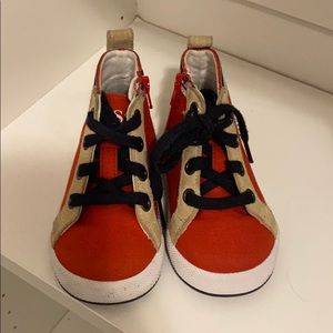 Toddler Hugo boss size shoes size 4.5 US / 20 EURO